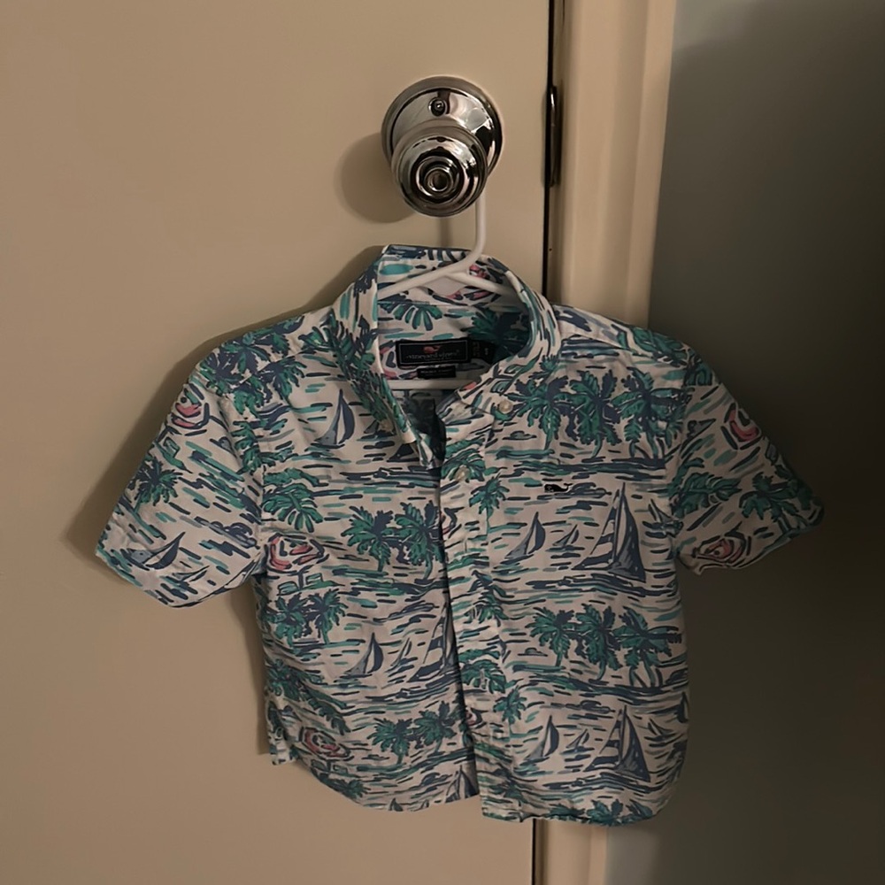 Vineyard Vines shirt sleeve button down